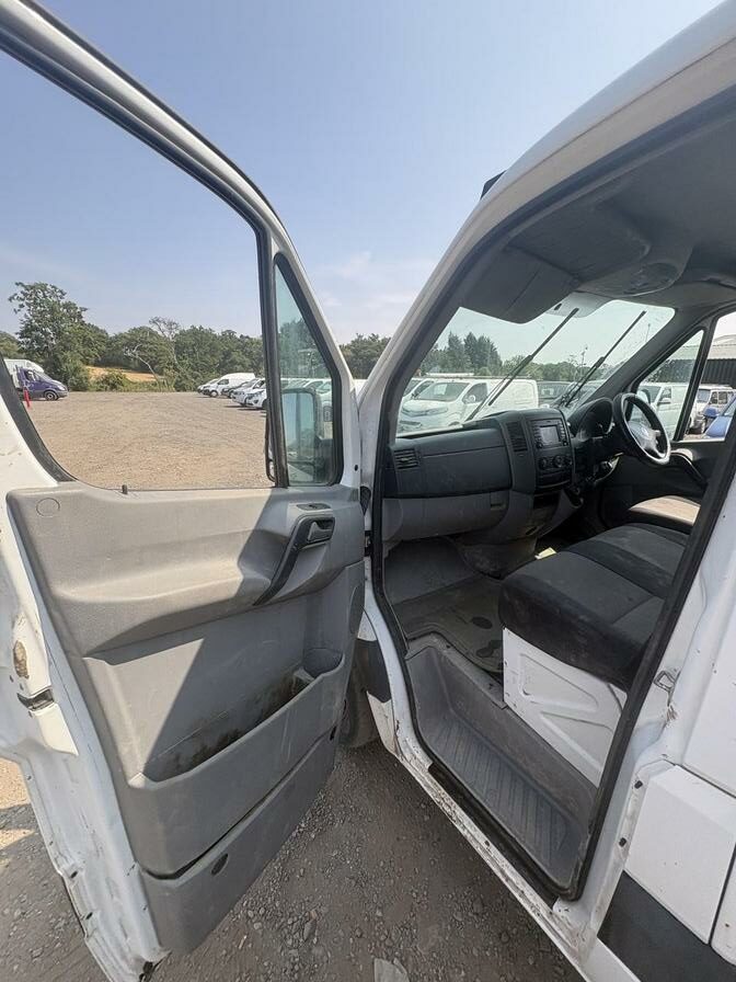 2015 Volkswagen Crafter – Model: Crafter CR35 TDI – OU15WHB