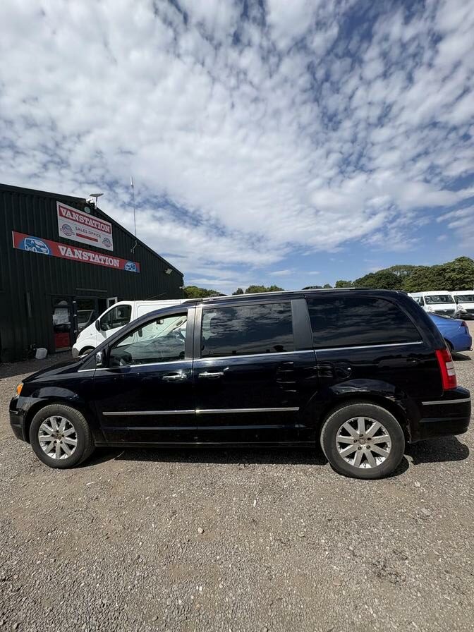 2010 Chrysler Voyager – Model: Grand Voyager Limited CRD Auto – RV60ZWB