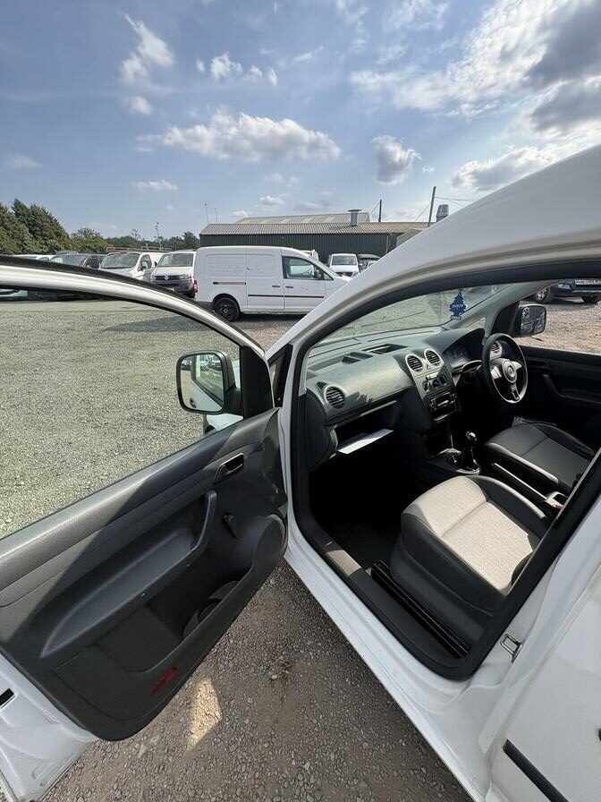 2013 Volkswagen Caddy – Model: Caddy C20 Startline TDI – SM13XDX