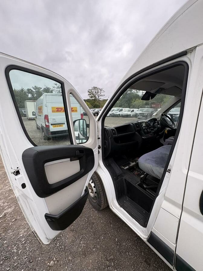 2019 Peugeot Boxer – Model: Boxer 335 Asphalt L3H2 Blue HDi – DC69SBZ