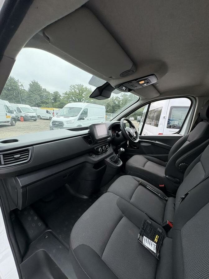 2022 Renault Trafic – Model: Trafic LL30 Business+ Blue dCi – FH22LEF