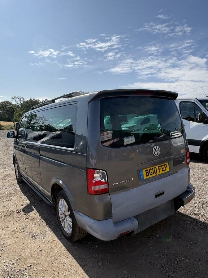 2010 Volkswagen Caravelle – Model: Caravelle SE TDI 180 Auto – BG10FEP