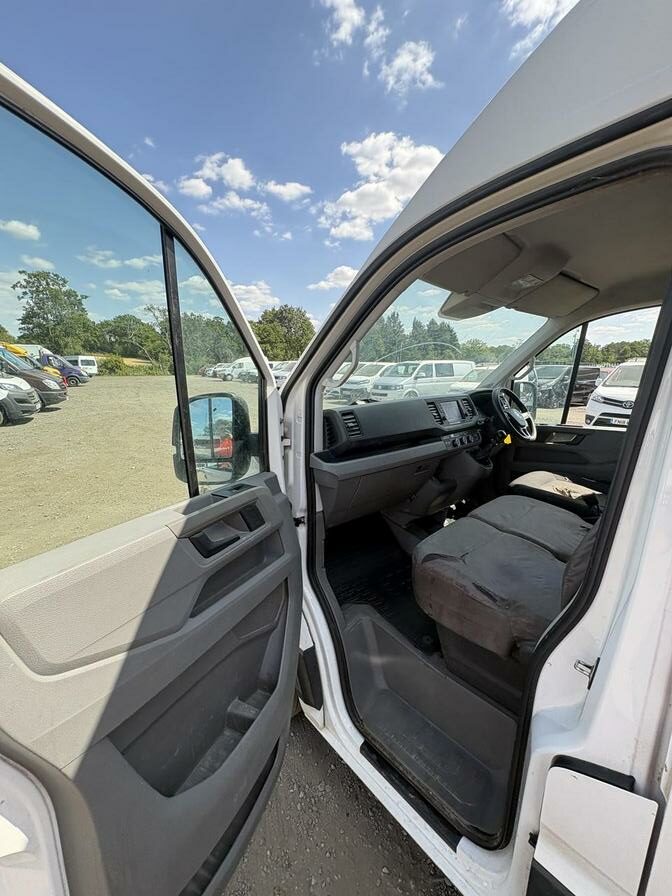 2017 Volkswagen Crafter – Model: Crafter CR35 Trendline TDI – GC17YHA