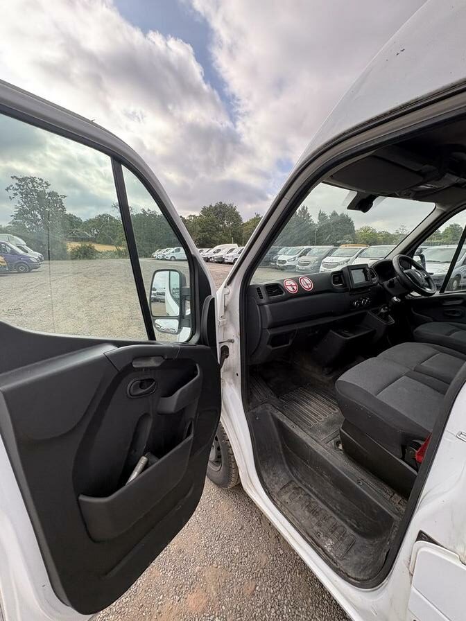 2022 Renault Master – Model: Master 35 LWB – BV22GWA