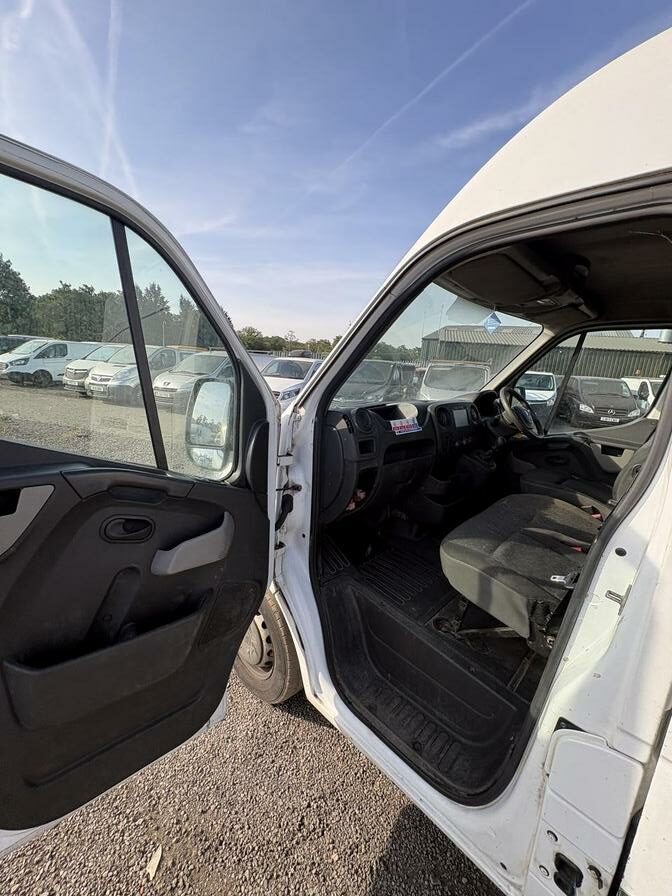 2018 Vauxhall Movano – Model: Movano L3H2 F3500 CDTi – LR18KZP