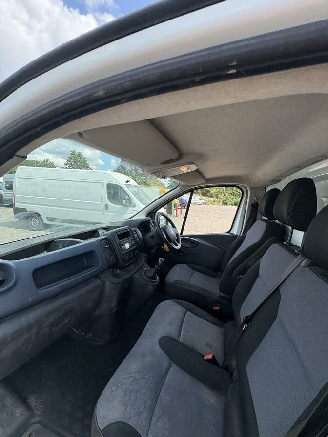 2016 Vauxhall Vivaro – Model: Vivaro  2700 CDTI – YL65YDW
