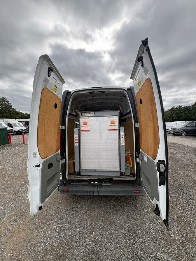 2010 Renault Trafic – Model: Trafic SH29 dCi 115 – AU10CDY