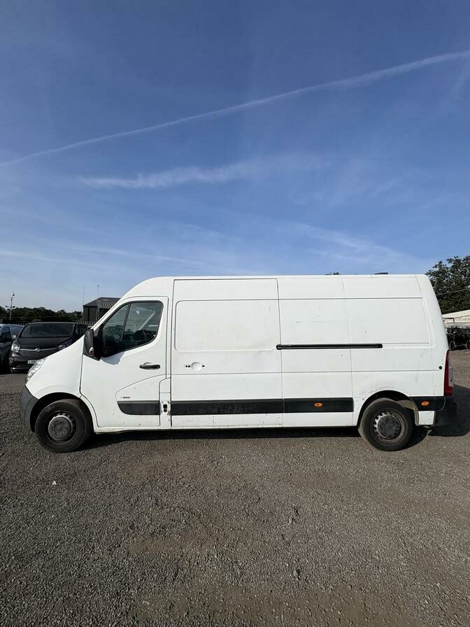 2018 Vauxhall Movano – Model: Movano L3H2 F3500 CDTi – LR18KZP