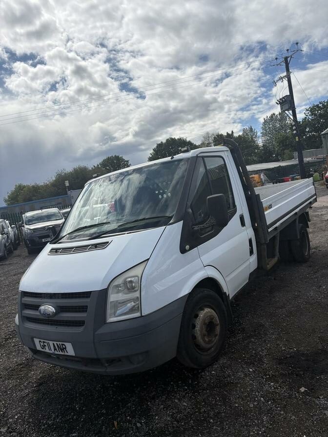 2011 Ford Transit – Model: Transit 115 T330 SWB Limited RWD – GF11ANR