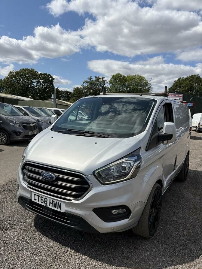2018 Ford Transit Custom – Model: Transit Custom 300 Limited – CT68HWN