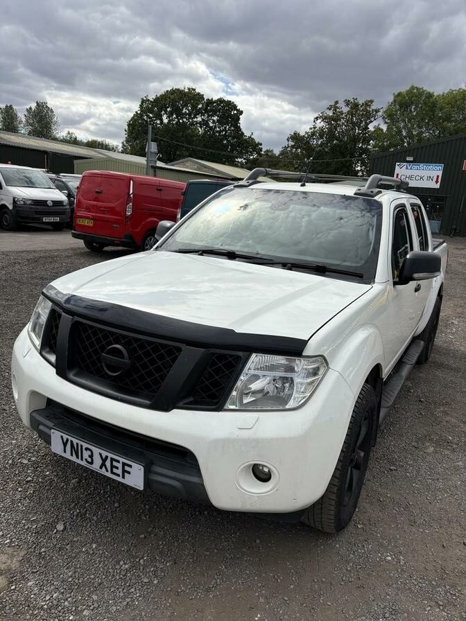 2013 Nissan Navara – Model: Navara Tekna dCi Auto – YN13XEF