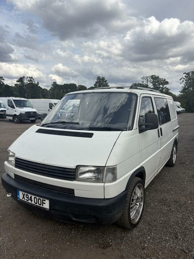 2000 Volkswagen Transporter – Model: 800 Special TD SWB – X94OOF