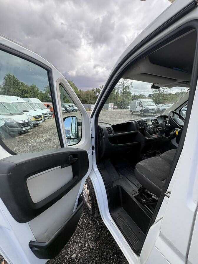 2018 Citroen Relay – Model: Relay 35 L2H1 Enterprise Blue HDi – WV68WMW