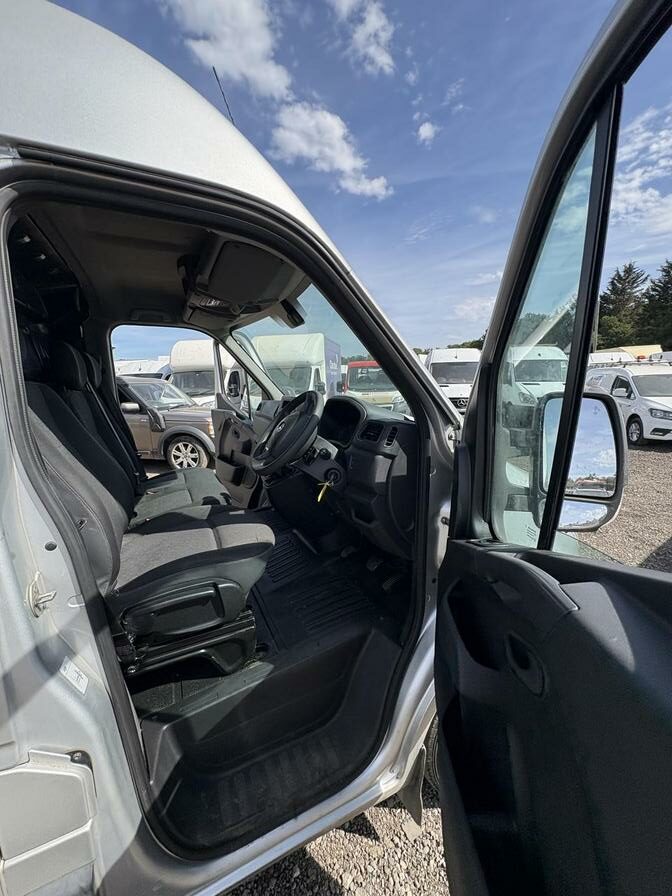 2020 Vauxhall Movano – Model: Movano L3H2 F3500 CDTi – DP70FZF