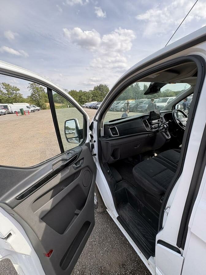 2019 Ford Transit Custom – Model: Transit Custom 300 Limited Edition Auto – HR19NFF