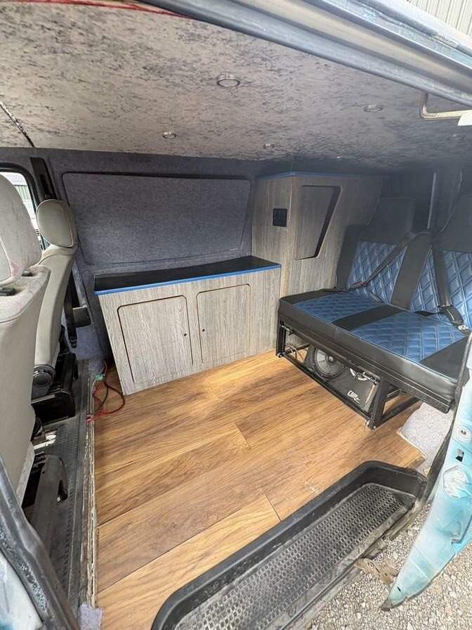 1994 Volkswagen Caravelle – Model: Transporter Caravelle – M396XCL