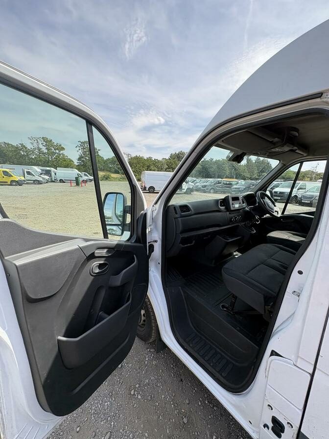 2021 Vauxhall Movano – Model: Movano L3H2 F3500 CDTi – DW70DXY