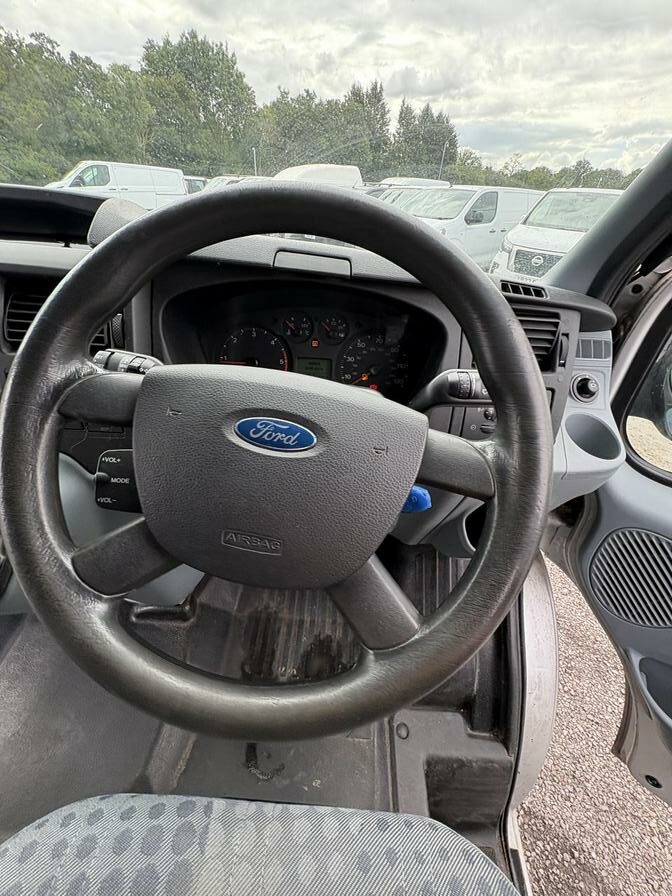 2008 Ford Transit – Model: Transit 140 T350 LWB RWD – LR08UOK