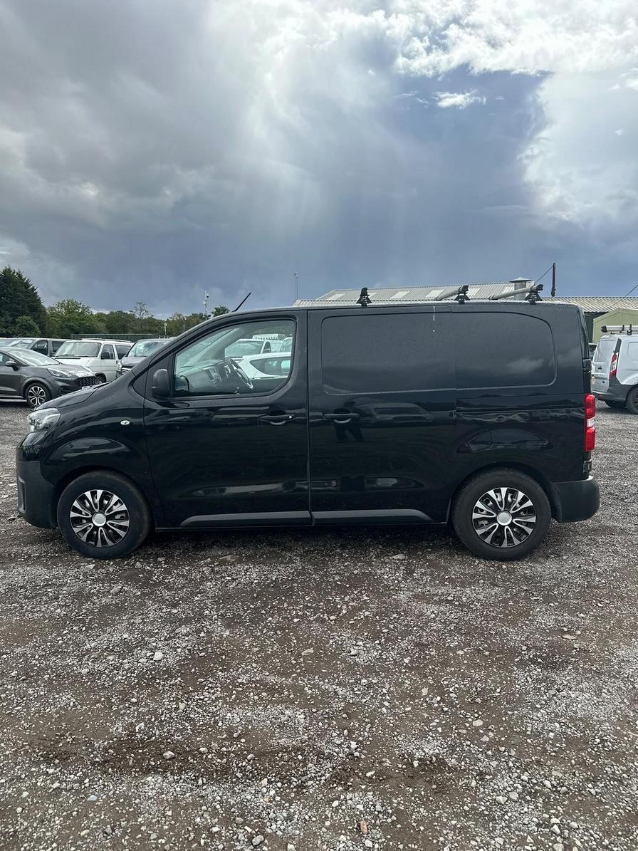 2018 Toyota Proace – Model: Proace Base – FN18HNY