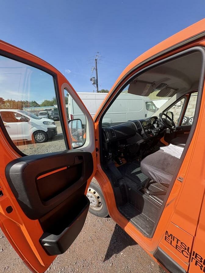 2021 Citroen Relay – Model: Relay 33 L1H1 Enterprise Blue HDi S/S – FY70FXM