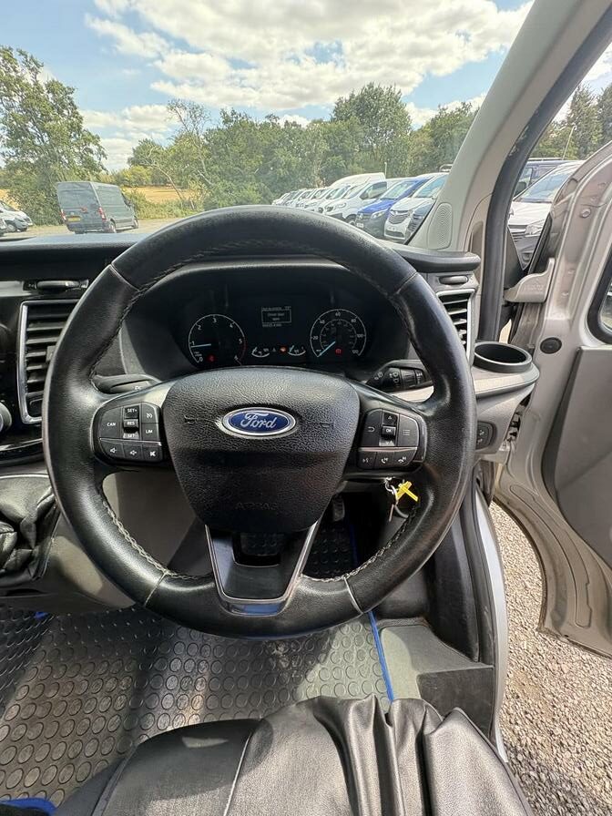 2018 Ford Transit Custom – Model: Transit Custom 300 Limited – CT68HWN