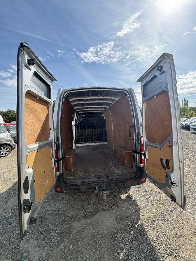 2020 Vauxhall Movano – Model: Movano L3H2 F3500 CDTi – DP70FZF