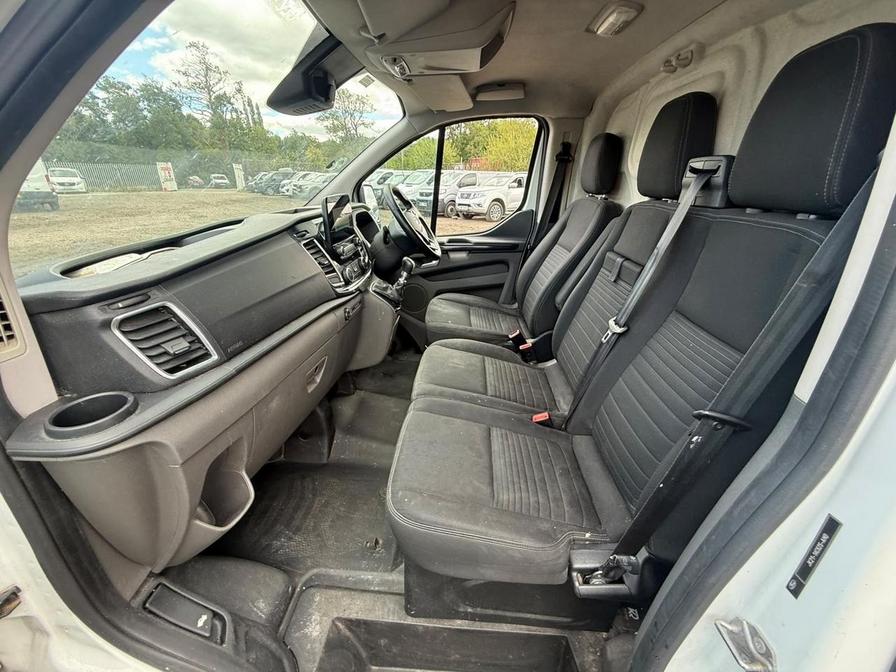 2018 Ford Transit Custom – Model: Transit Custom 300 Limited – CV18LZK