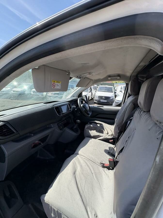 2020 Citroen Dispatch – Model: Dispatch 1200 Enterprise Blue HDi S/S – CE70VPM