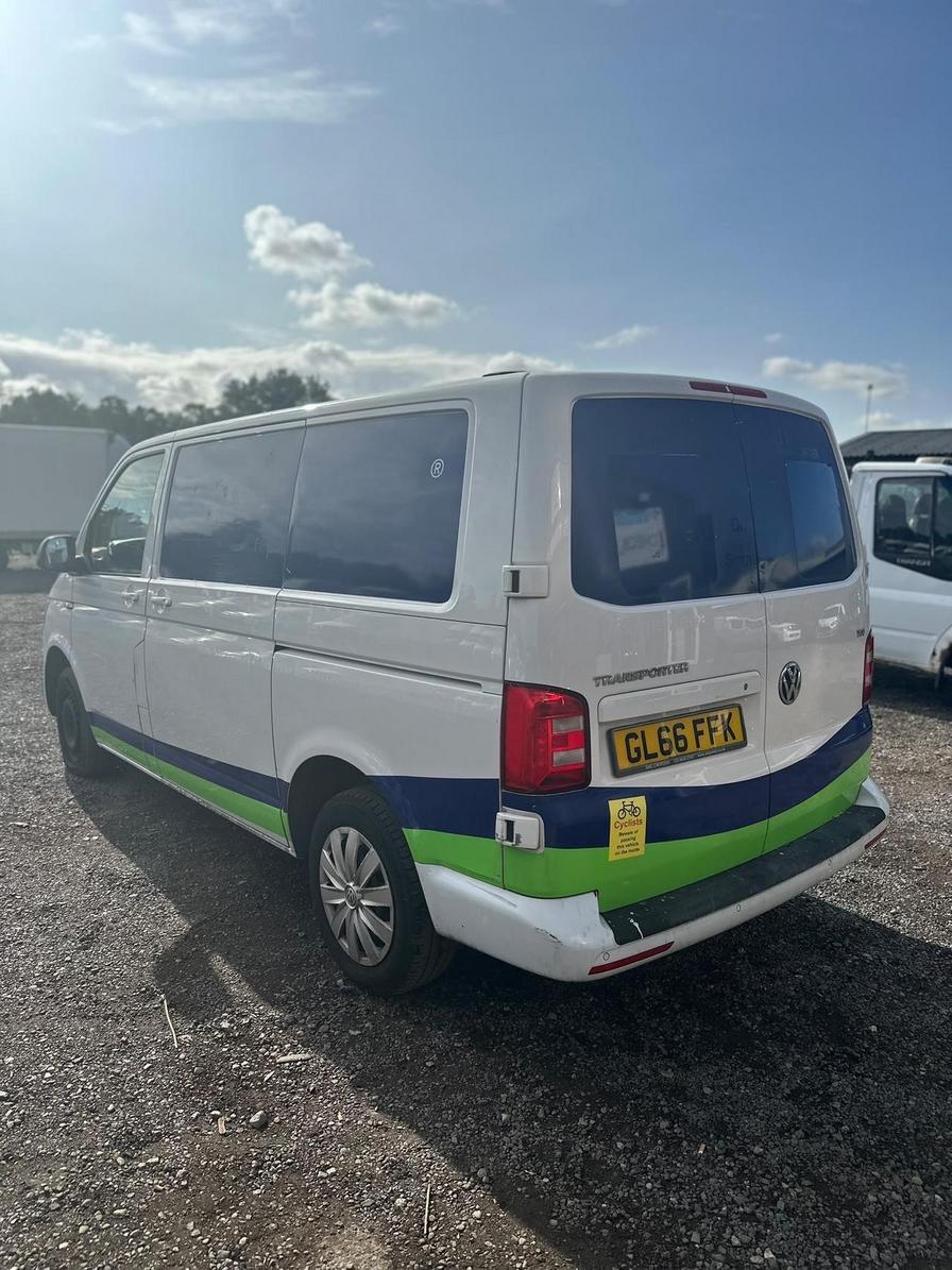 2017 Volkswagen Transporter – Model: Transporter T28 Trendline TDI BlueMotion Technology – GL66FFK