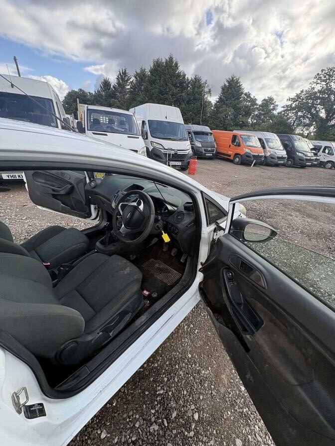 2014 Ford Fiesta – Model: Fiesta Base TDCi – DY14URK