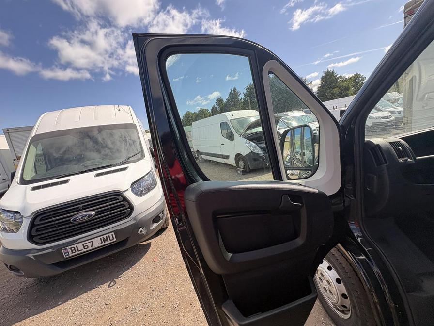 2022 Citroen Relay – Model: Relay 35 L2H2 Enterprise Blue HDi S/S – MT22VLF