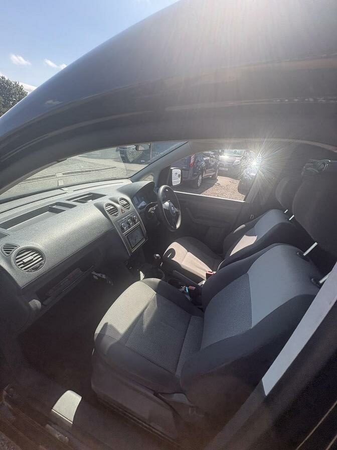 2013 Volkswagen Caddy MaxI – Model: Caddy Maxi C20 Kombi TDI 140 – EO63HGU