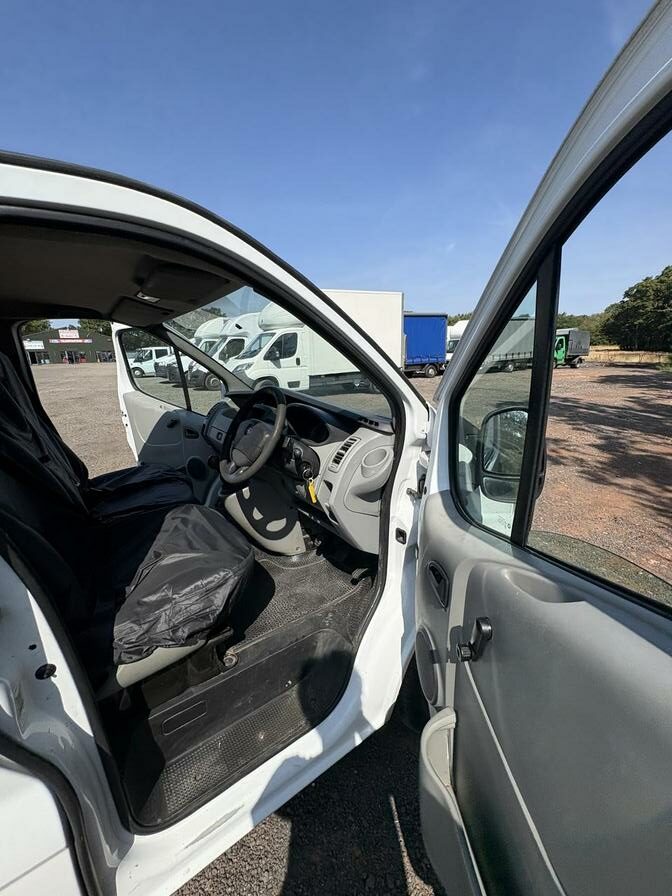 2012 Vauxhall Vivaro – Model: Vivaro 2700 CDTi 113 SWB – EA12LZX