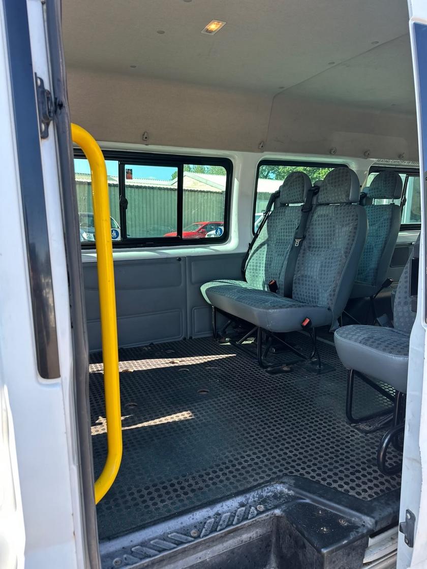 2006 Ford Transit – Model: Transit 100 17-Seat RWD – VA56XHP