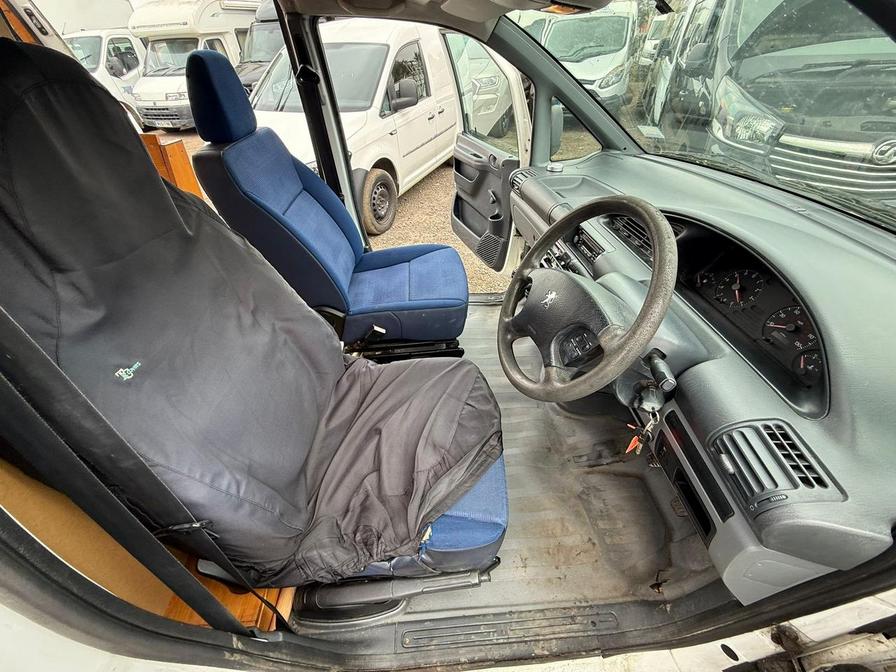 2004 Peugeot Expert – Model: Expert 900 HDi – LN04VWU