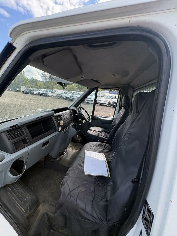 2011 Ford Transit – Model: Transit 115 T330 SWB Limited RWD – GF11ANR
