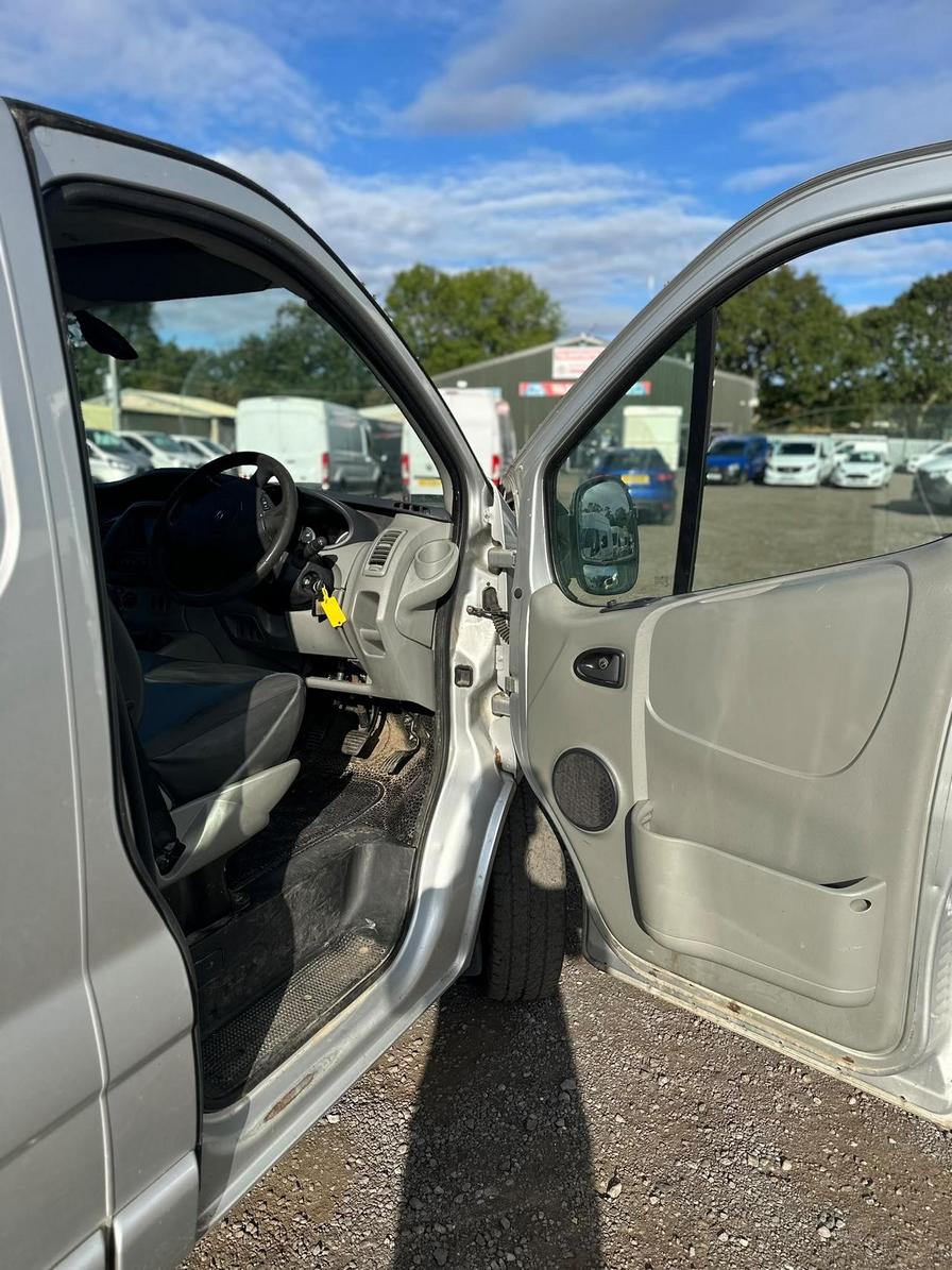 2013 Renault Trafic – Model: Trafic LL29 Sport dCi – GF63GRX