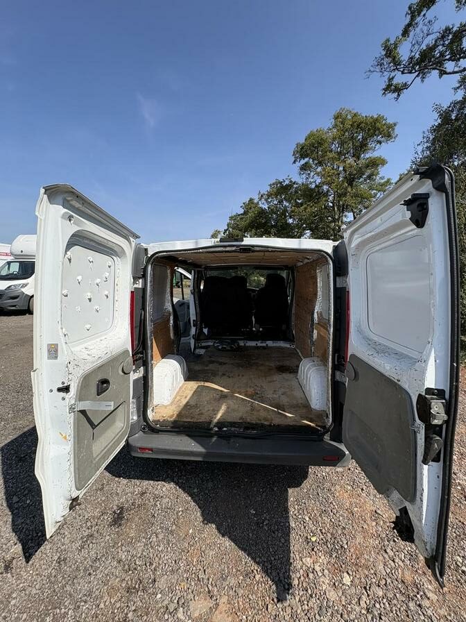 2012 Vauxhall Vivaro – Model: Vivaro 2700 CDTi 113 SWB – EA12LZX