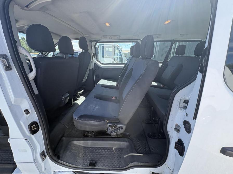 2015 Vauxhall Vivaro Combi – Model: Vivaro CDTi – DY65YGH