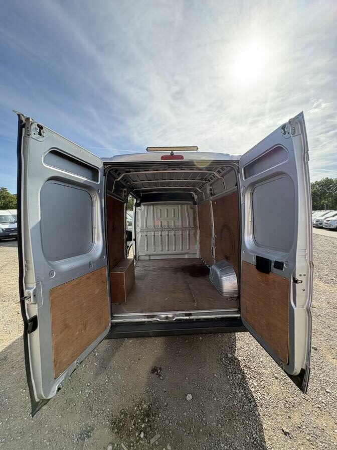 2019 Peugeot Boxer – Model: Boxer 335 Professional L2H2 Blue HDi – OE19RFZ