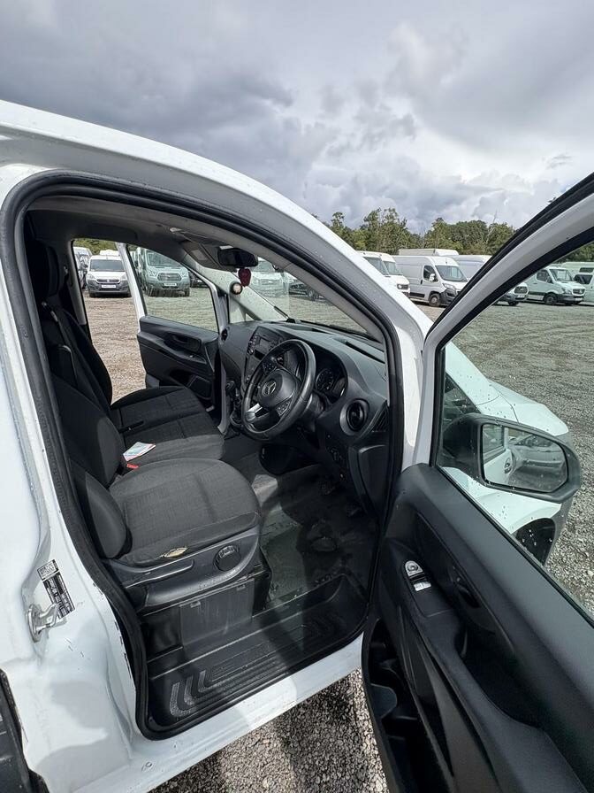 2020 Mercedes-Benz Vito – Model: Vito 114 Pure CDi – DF69KRX