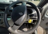 2005 Renault Master – Model: Master LM35 dCi 100 LWB – YX05LCT