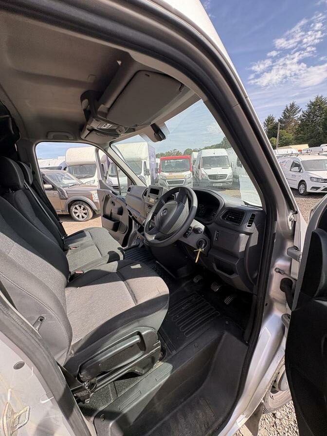2020 Vauxhall Movano – Model: Movano L3H2 F3500 CDTi – DP70FZF