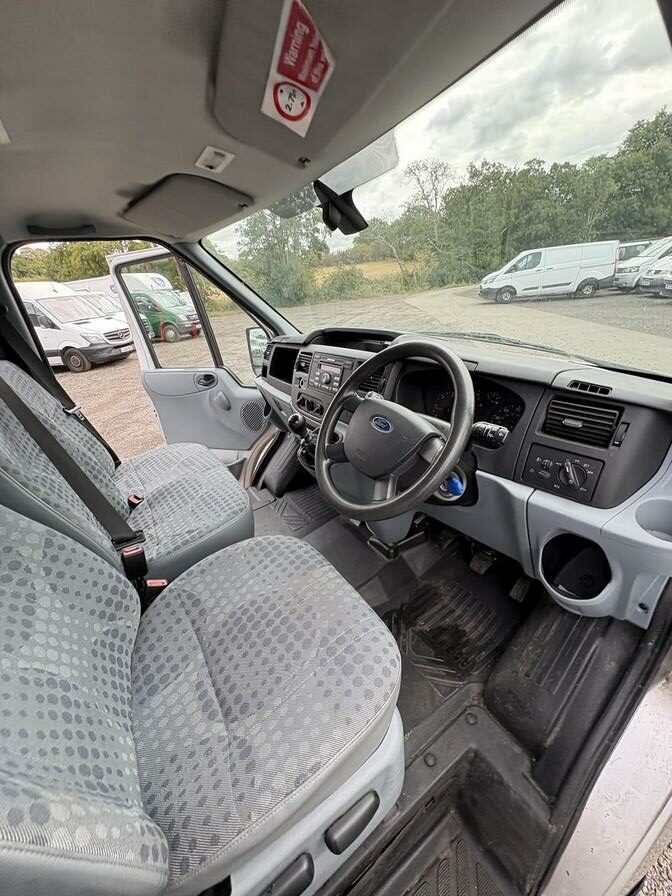 2008 Ford Transit – Model: Transit 140 T350 LWB RWD – LR08UOK
