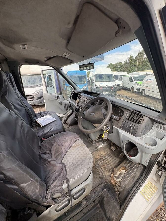 2011 Ford Transit – Model: Transit 115 T330 SWB Limited RWD – GF11ANR
