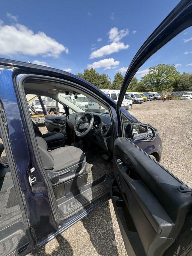 2022 Mercedes-Benz Vito – Model: Vito 116 Progressive CDi Auto – BF22WDJ