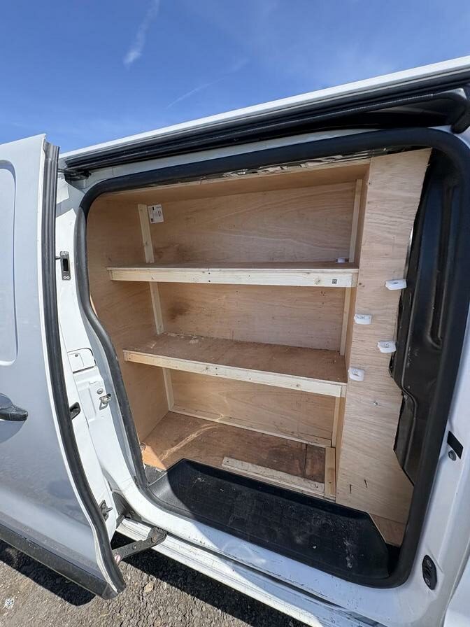 2020 Citroen Dispatch – Model: Dispatch 1200 Enterprise Blue HDi S/S – CE70VPM
