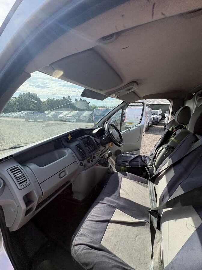 2012 Renault Trafic – Model: Trafic SL27 dCi – WG61MXV