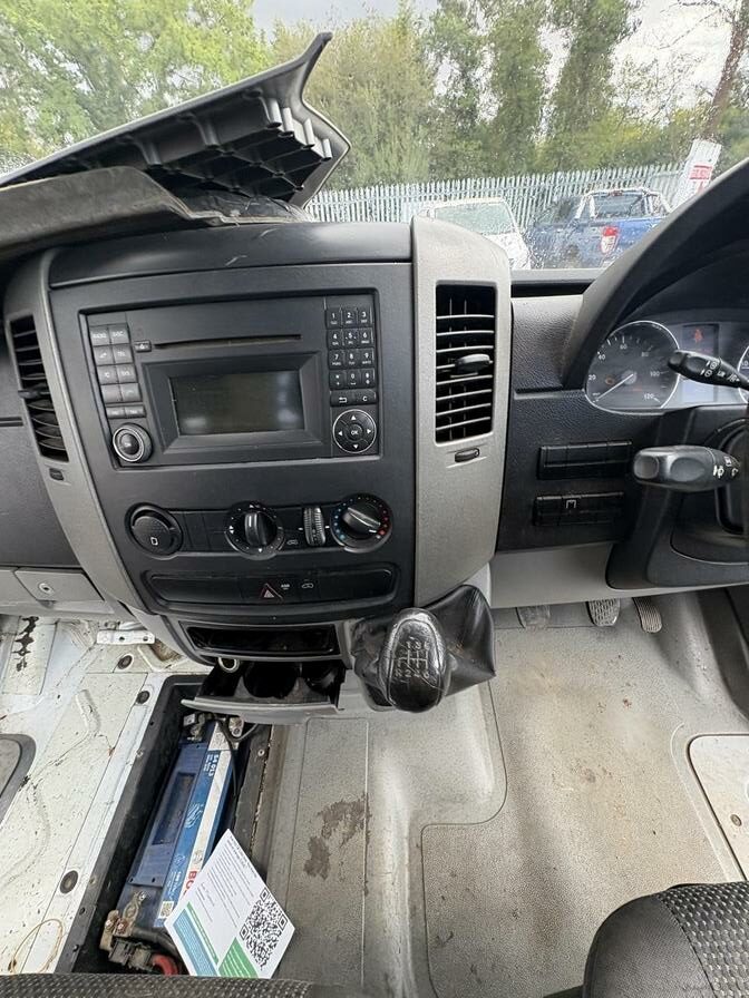 2012 Mercedes-Benz Sprinter – Model: Sprinter 313 CDi – BT12EDC