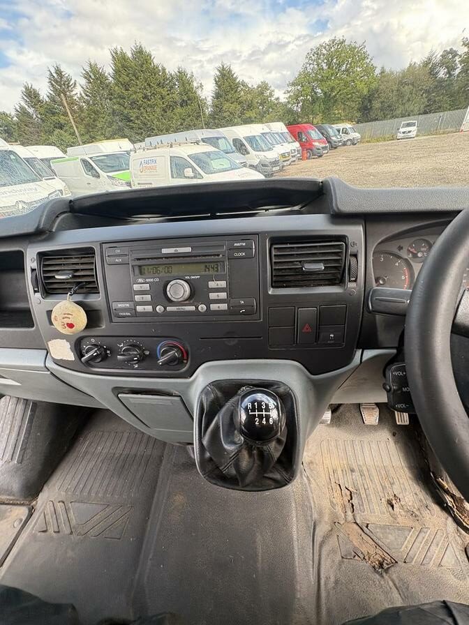 2011 Ford Transit – Model: Transit 115 T330 SWB Limited RWD – GF11ANR